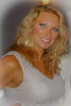 Sheri Hudgins, Fort Lauderdale, Real Estate Agent